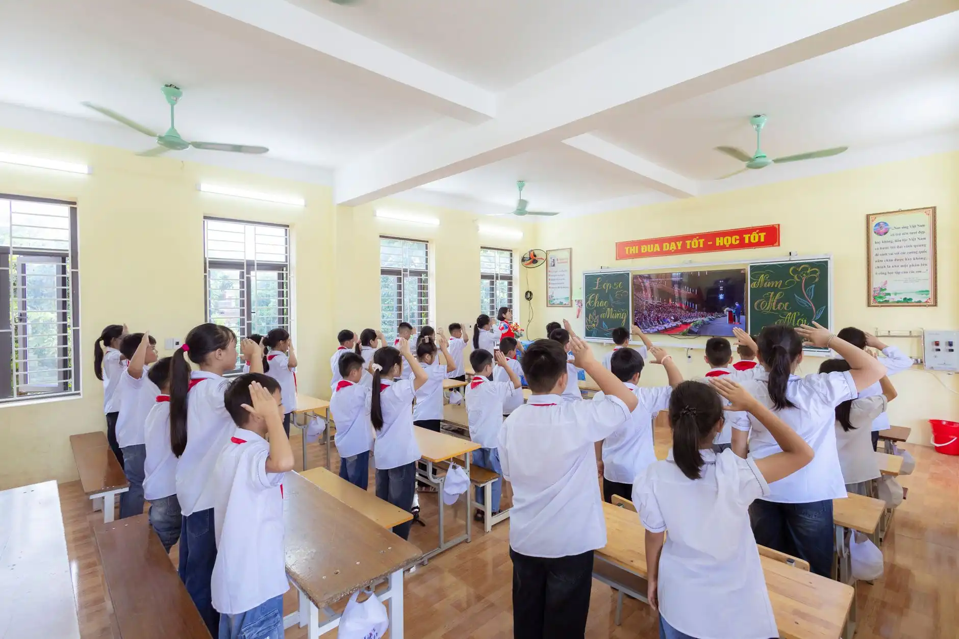 停车场道闸系统选型对比：常见类型与适用场景分析